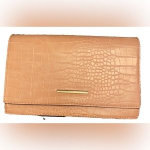 Aldo Farecien Crossbody with Chain Purse EUC Pale Pink